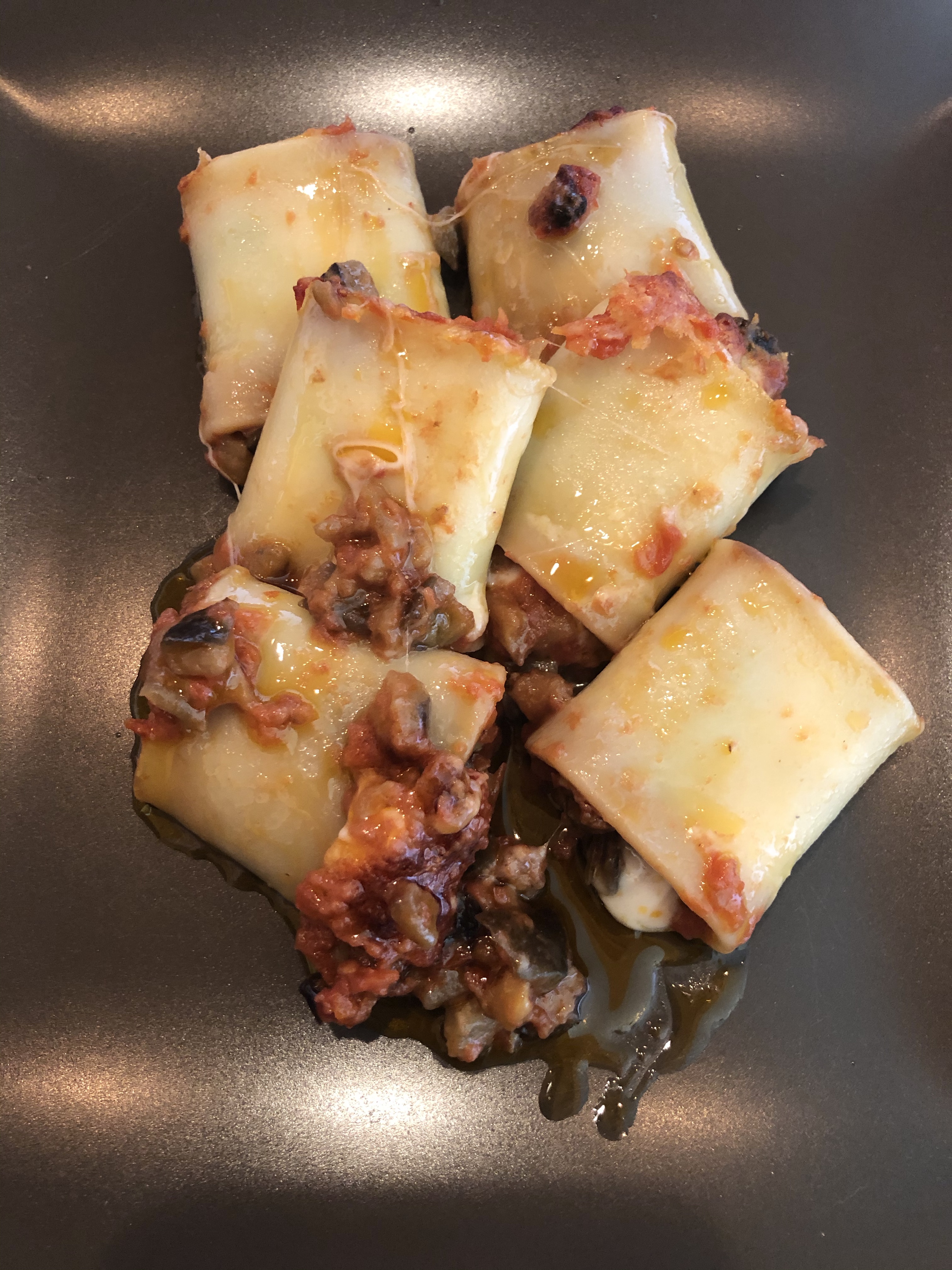 PACCHERI AL FORNO FARCITI CON MELANZANE E MOZZARELLA | In cucina con Lilly