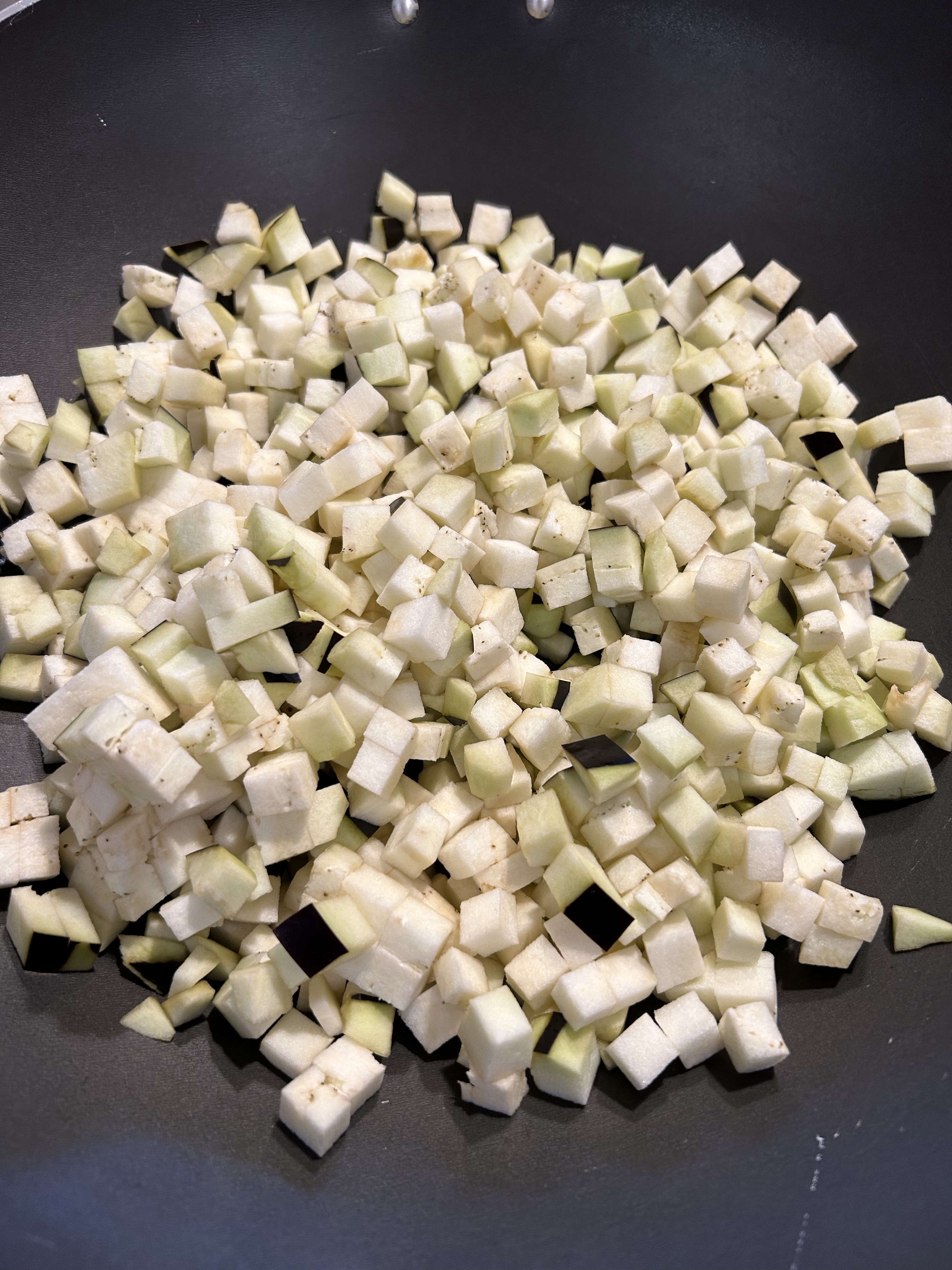 CONCHIGLIONI AL FORNO RIPIENI DI MELANZANE MOZZARELLA E POMODORO | In ...
